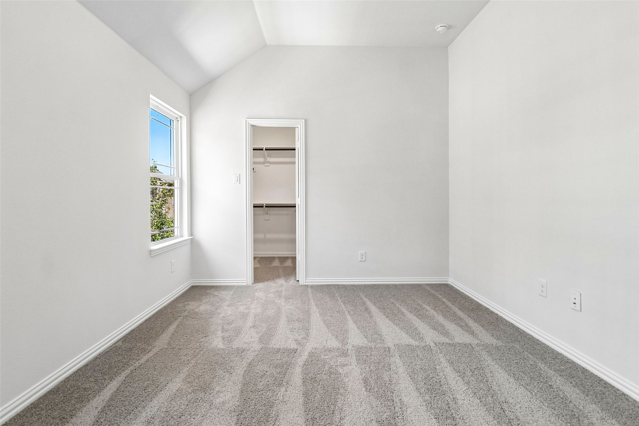 825 Violet Way