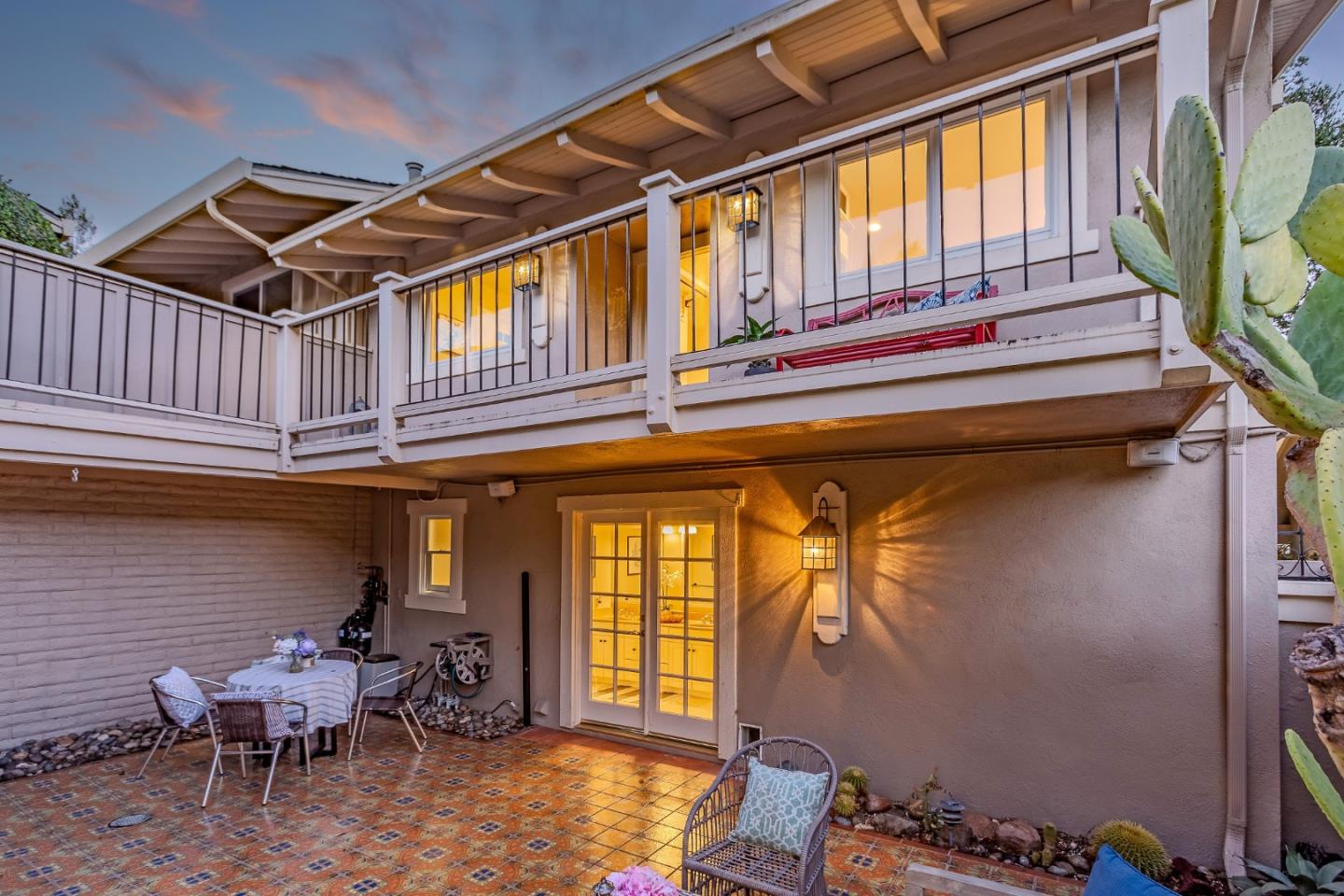 14690 FIELDSTONE Drive