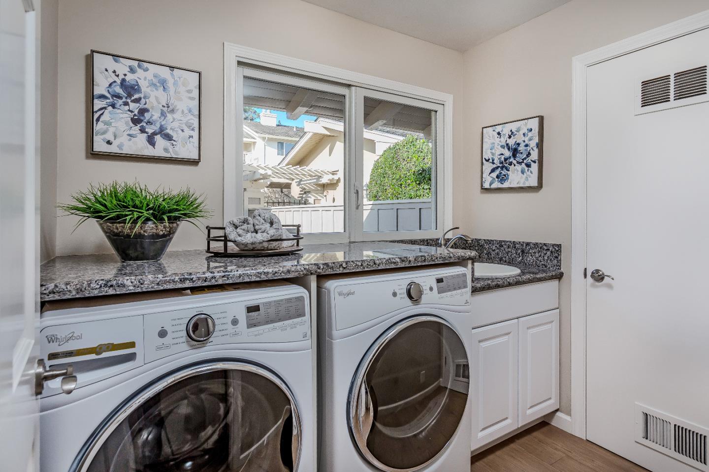 14690 FIELDSTONE Drive