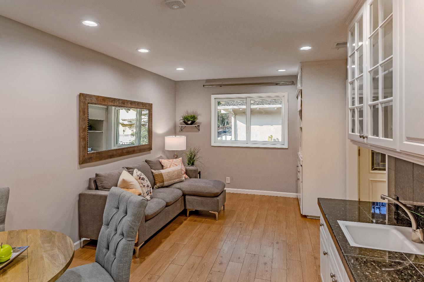 14690 FIELDSTONE Drive