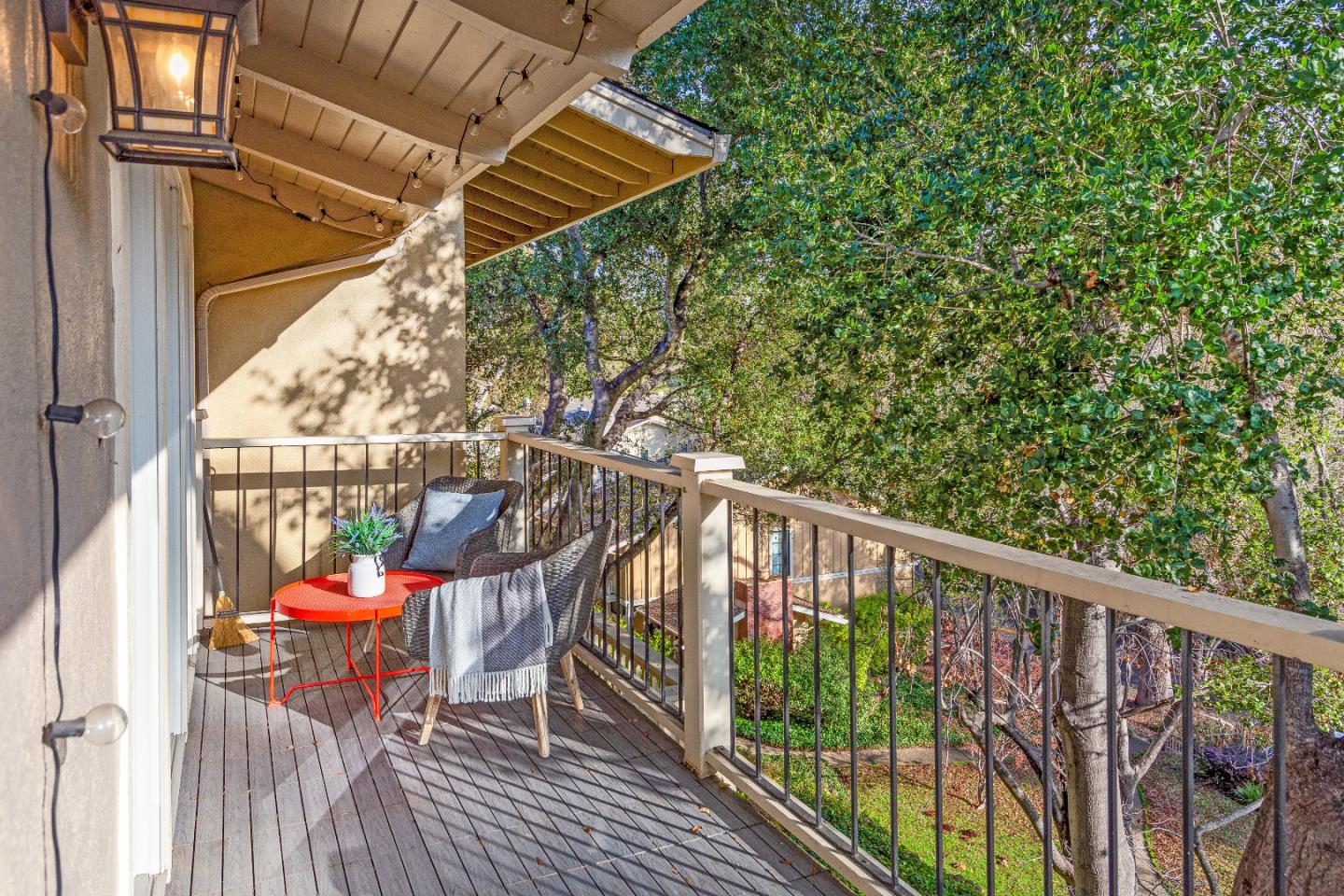 14690 FIELDSTONE Drive