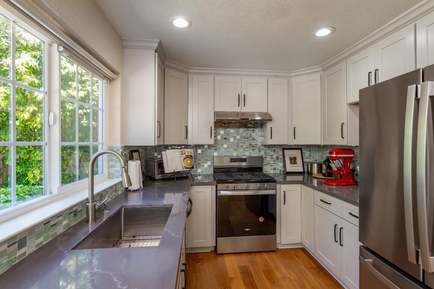 14301 Paul AVE