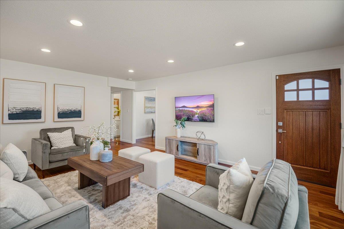 20114 Pacifica DR