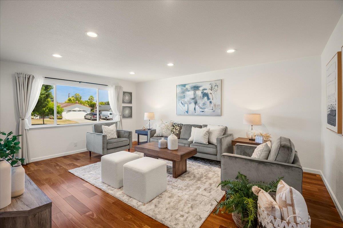 20114 Pacifica DR