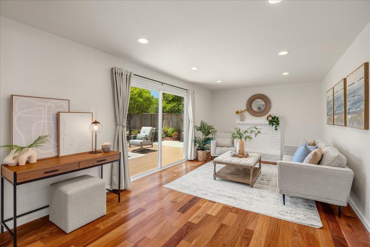 20114 Pacifica DR