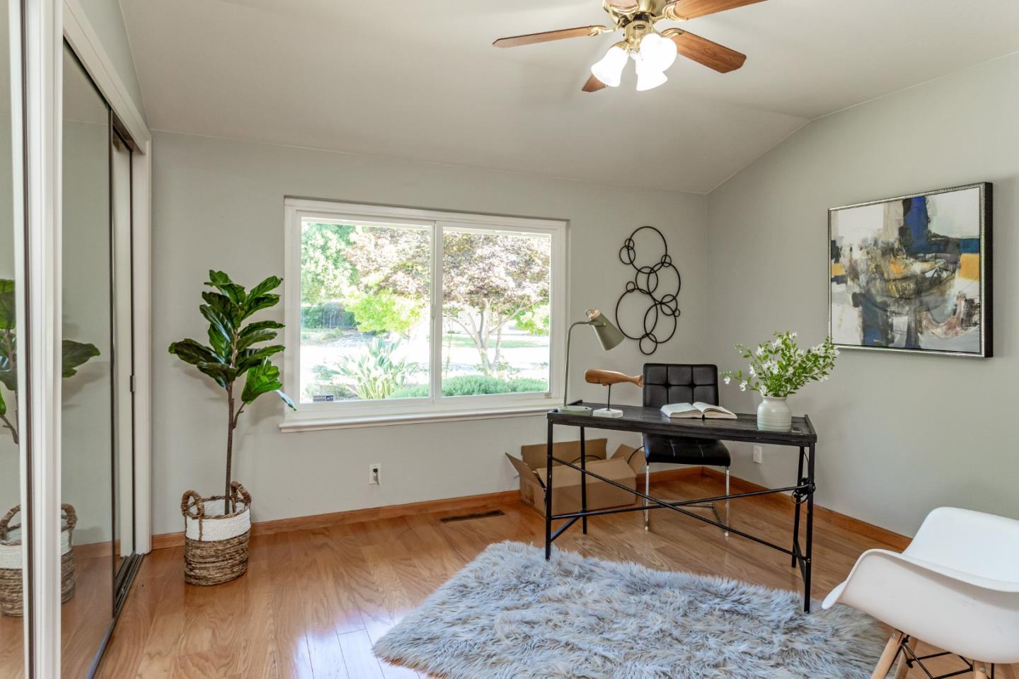 13304 Glen Brae DR