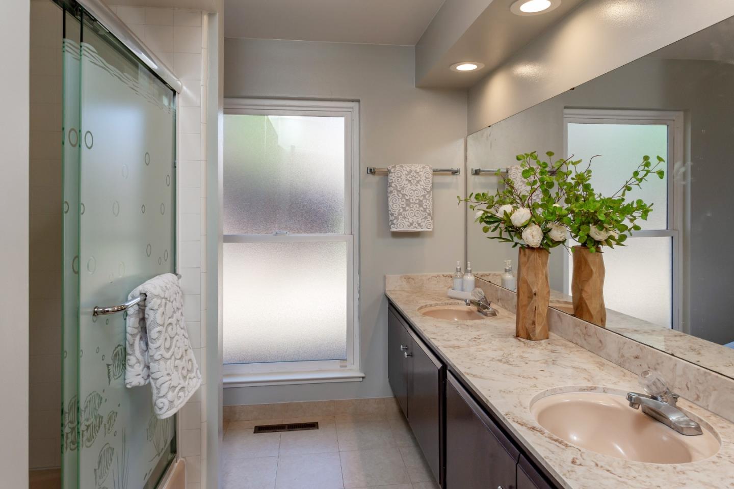 13304 Glen Brae DR