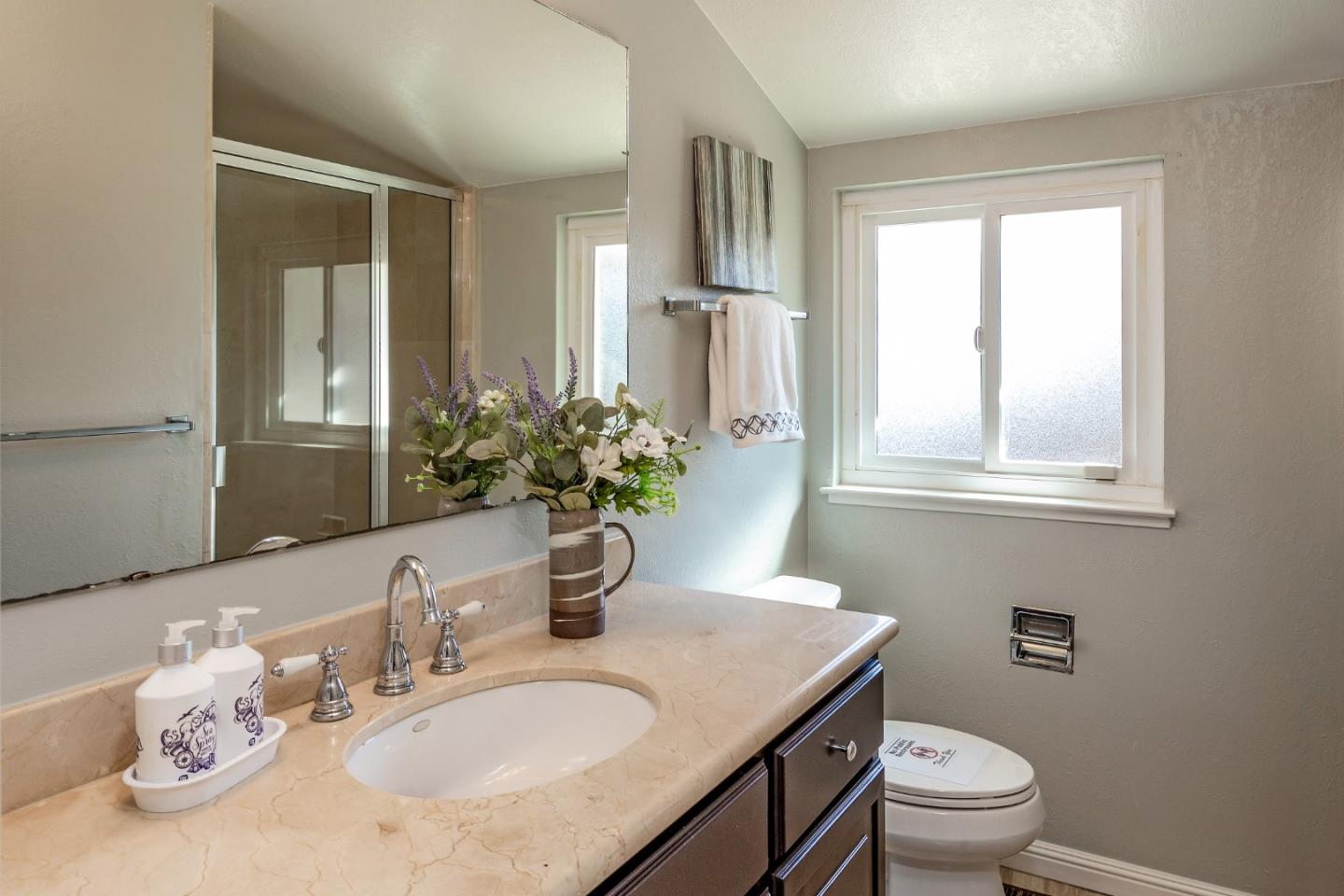 13304 Glen Brae DR