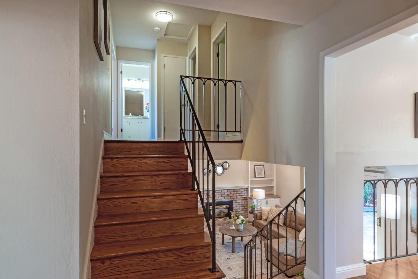 1274 REGENCY DR