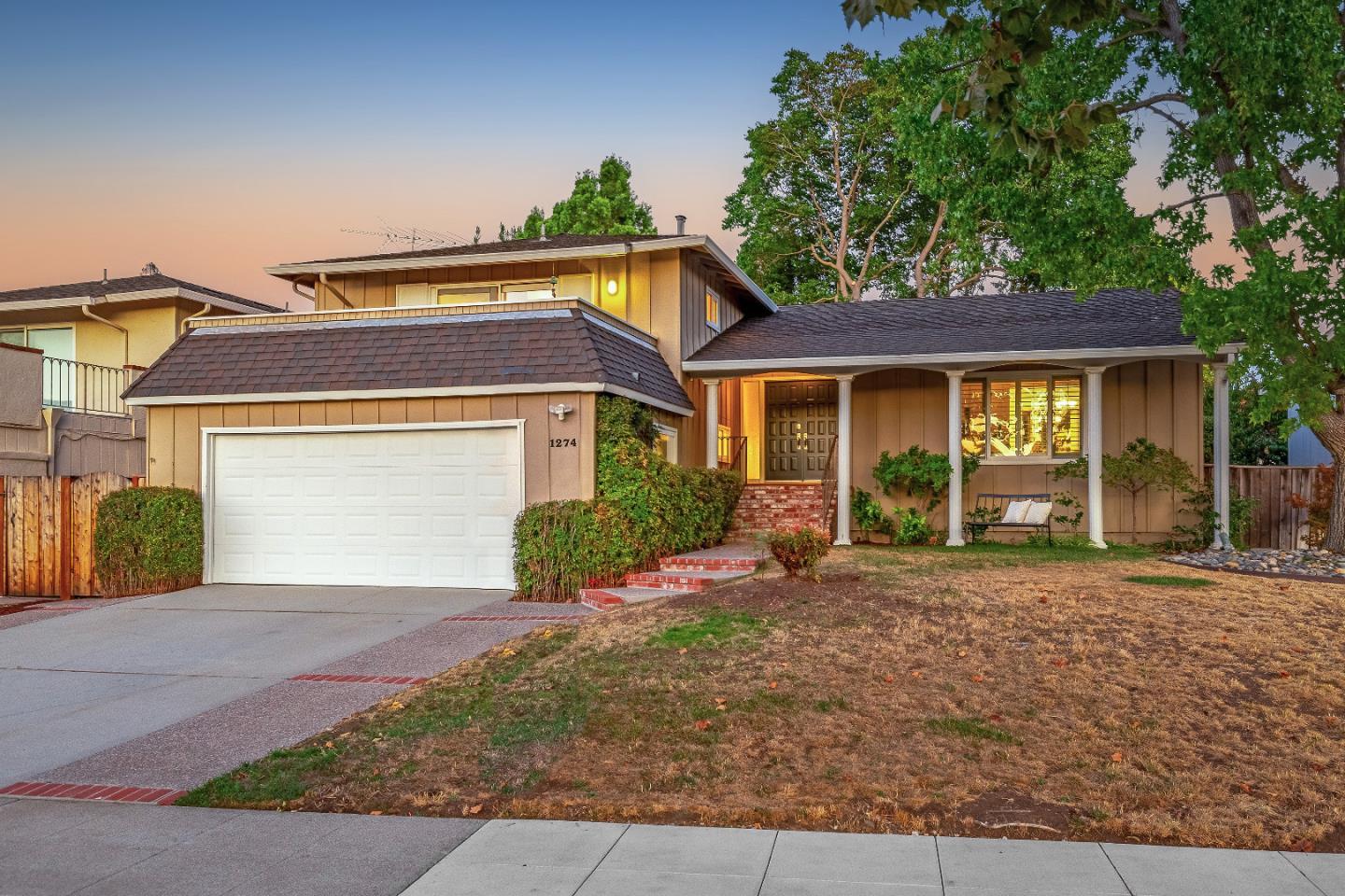 1274 REGENCY DR