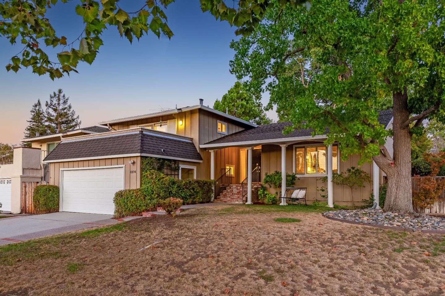 1274 REGENCY DR