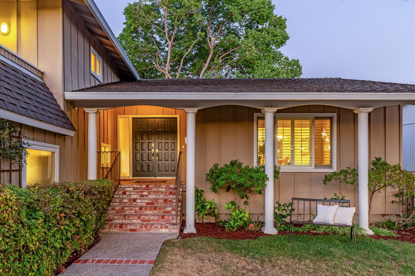 1274 REGENCY DR