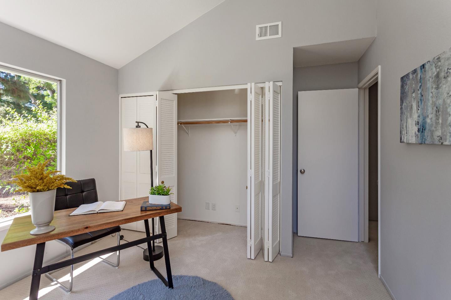 2394 Lincoln Village DR