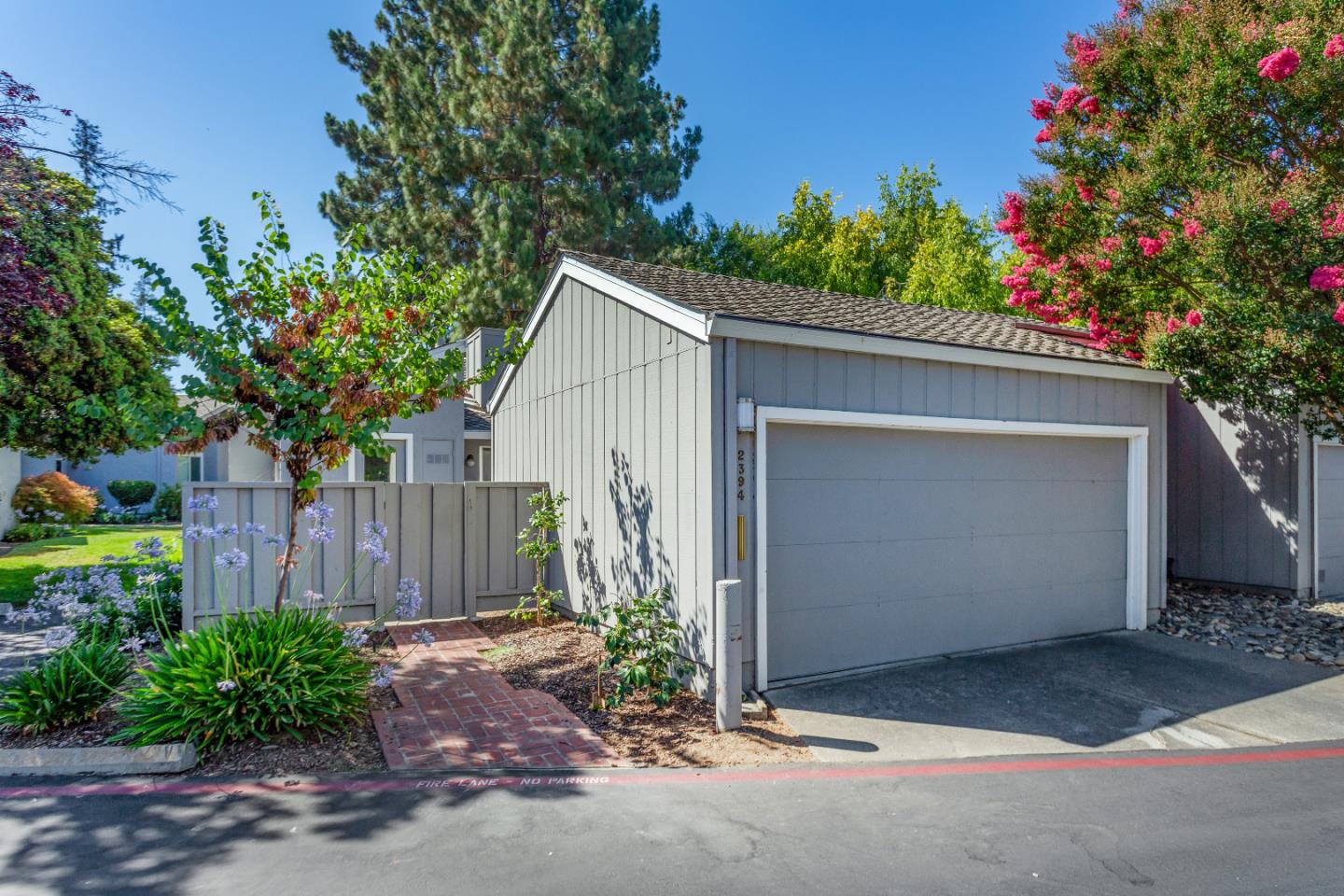 2394 Lincoln Village DR