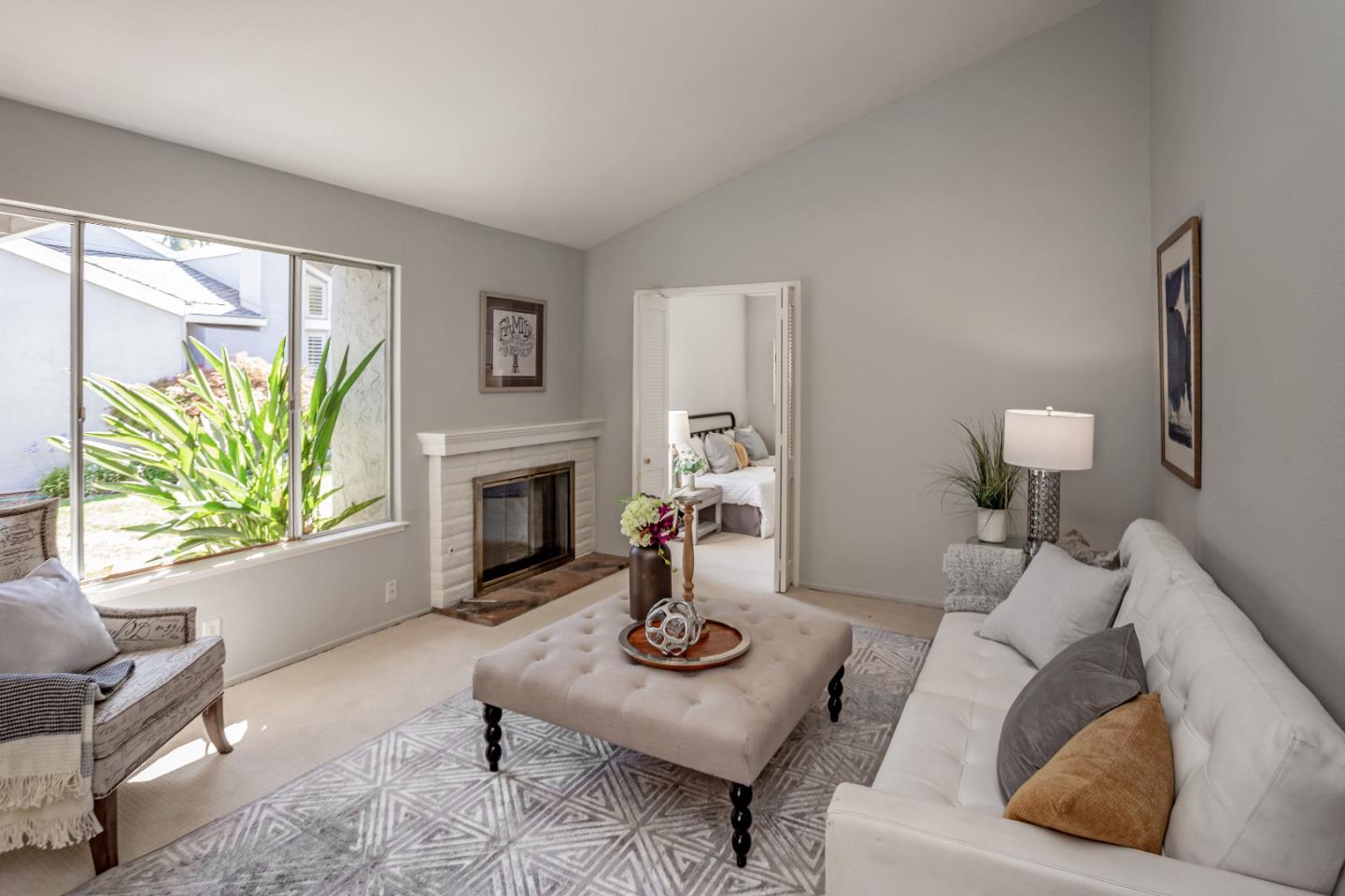 2394 Lincoln Village DR