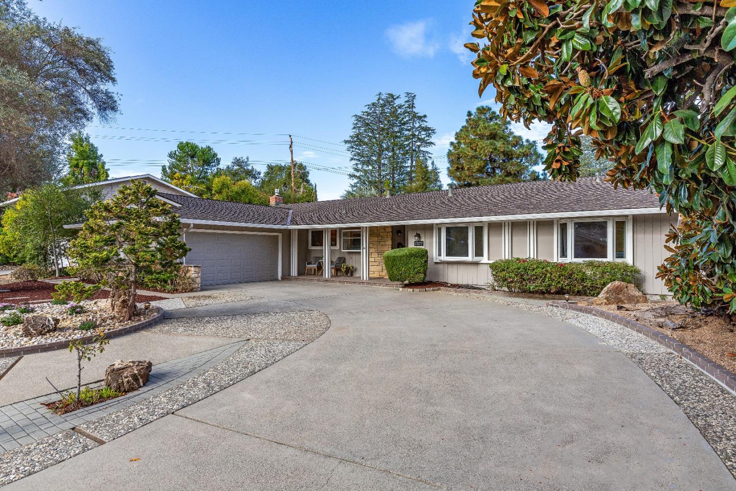 13277 VIA MADRONAS DR