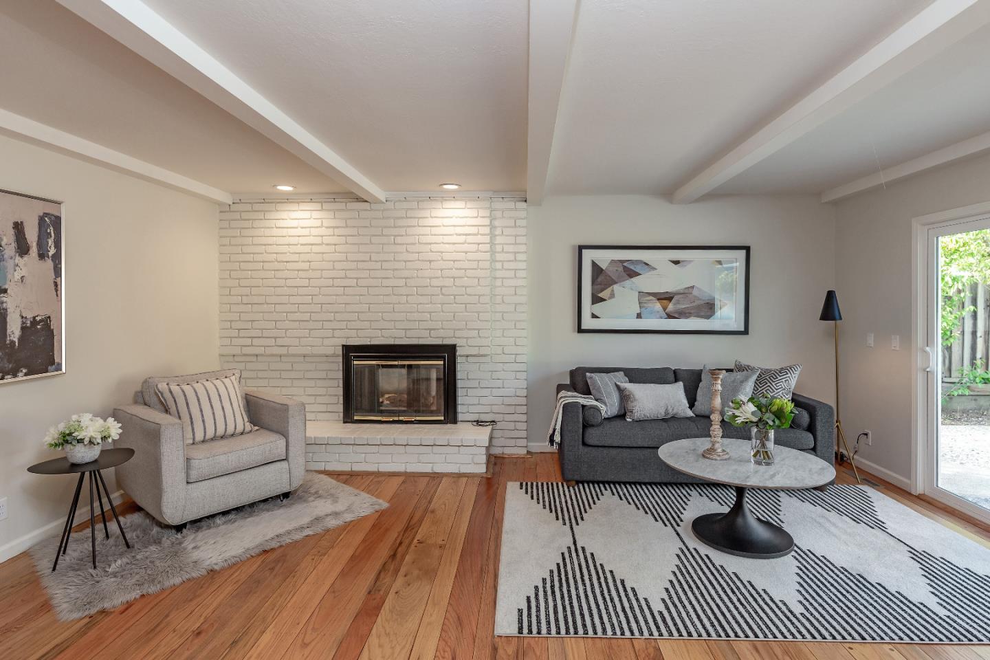 13277 VIA MADRONAS DR