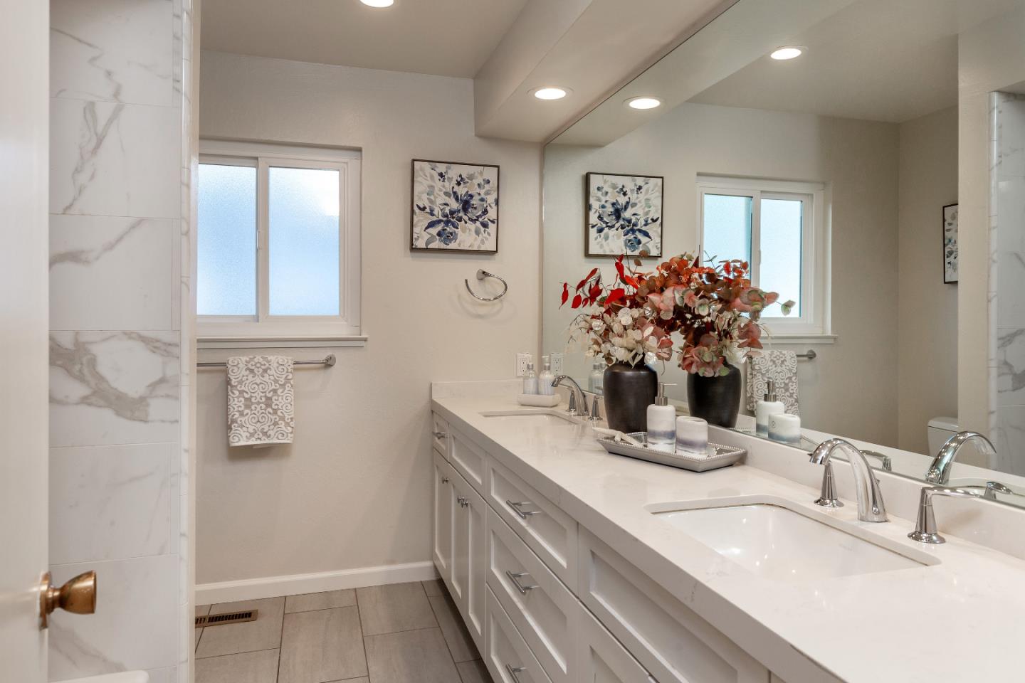 13277 VIA MADRONAS DR