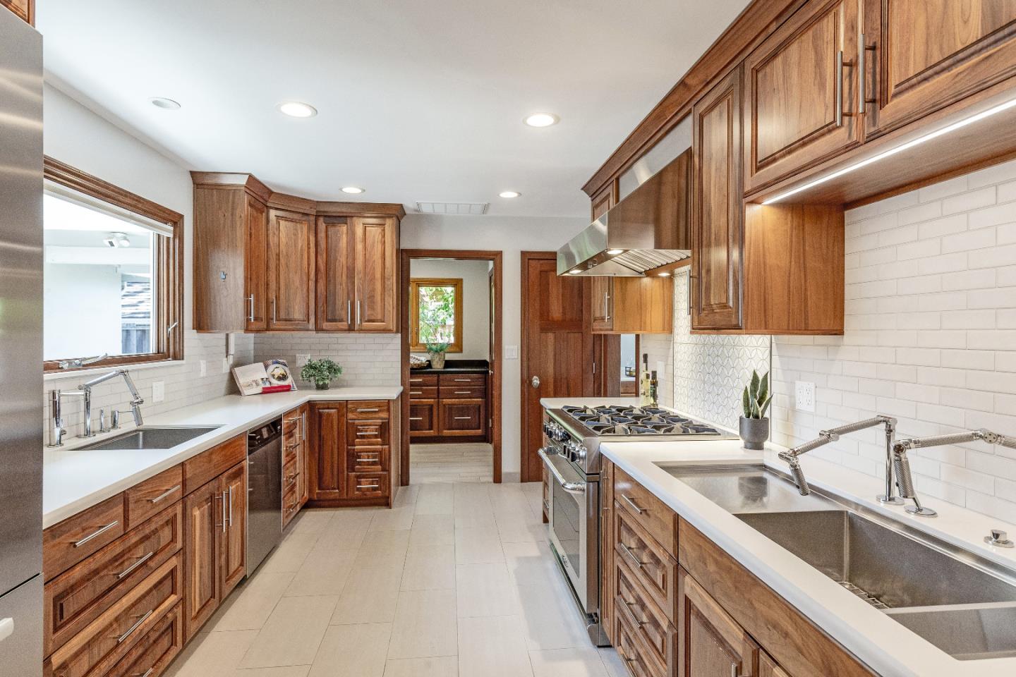 12457 BROOKGLEN Drive