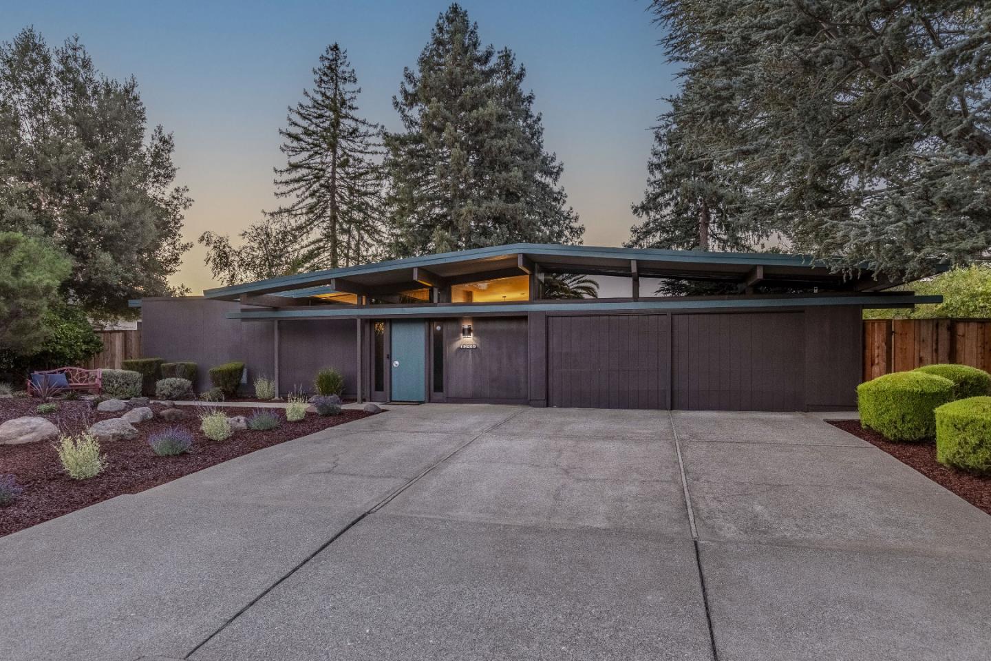 19269 De Havilland Drive