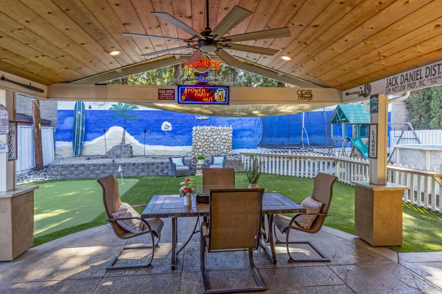 1006 ALMARIDA Drive