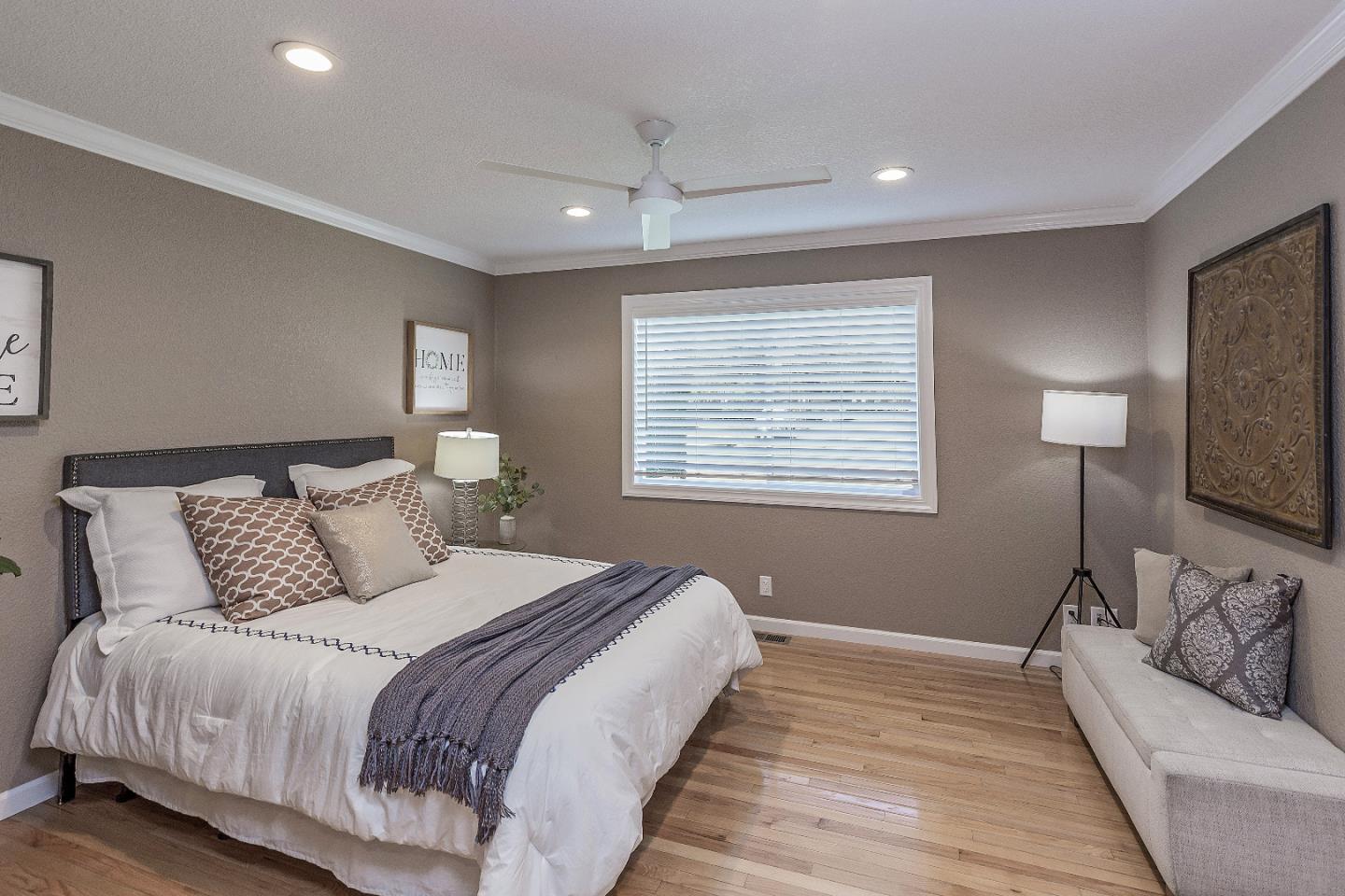 1006 ALMARIDA Drive