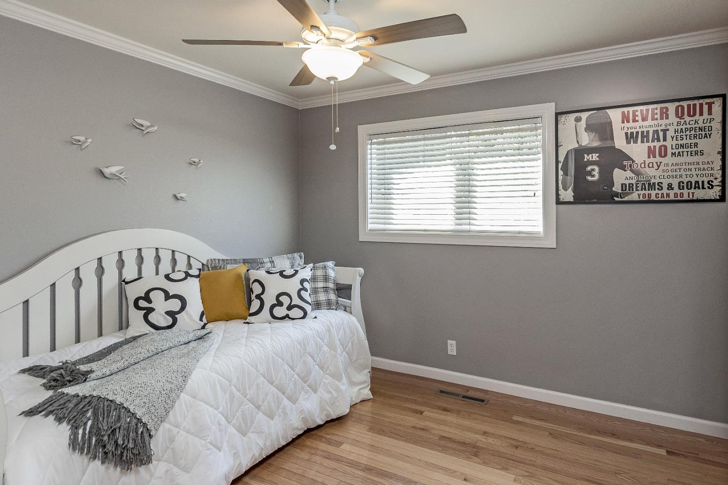 1006 ALMARIDA Drive