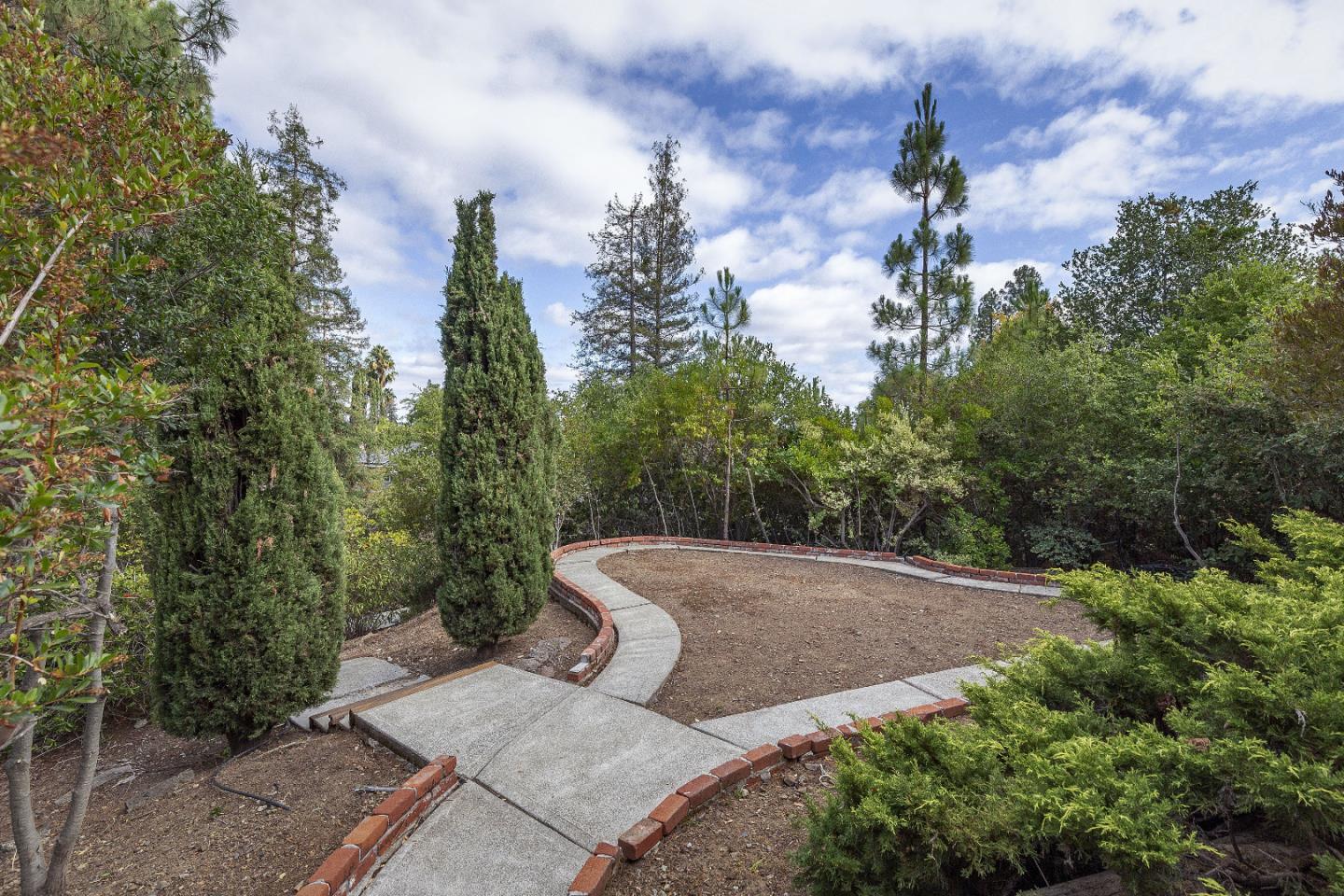 13199 PARAMOUNT Drive