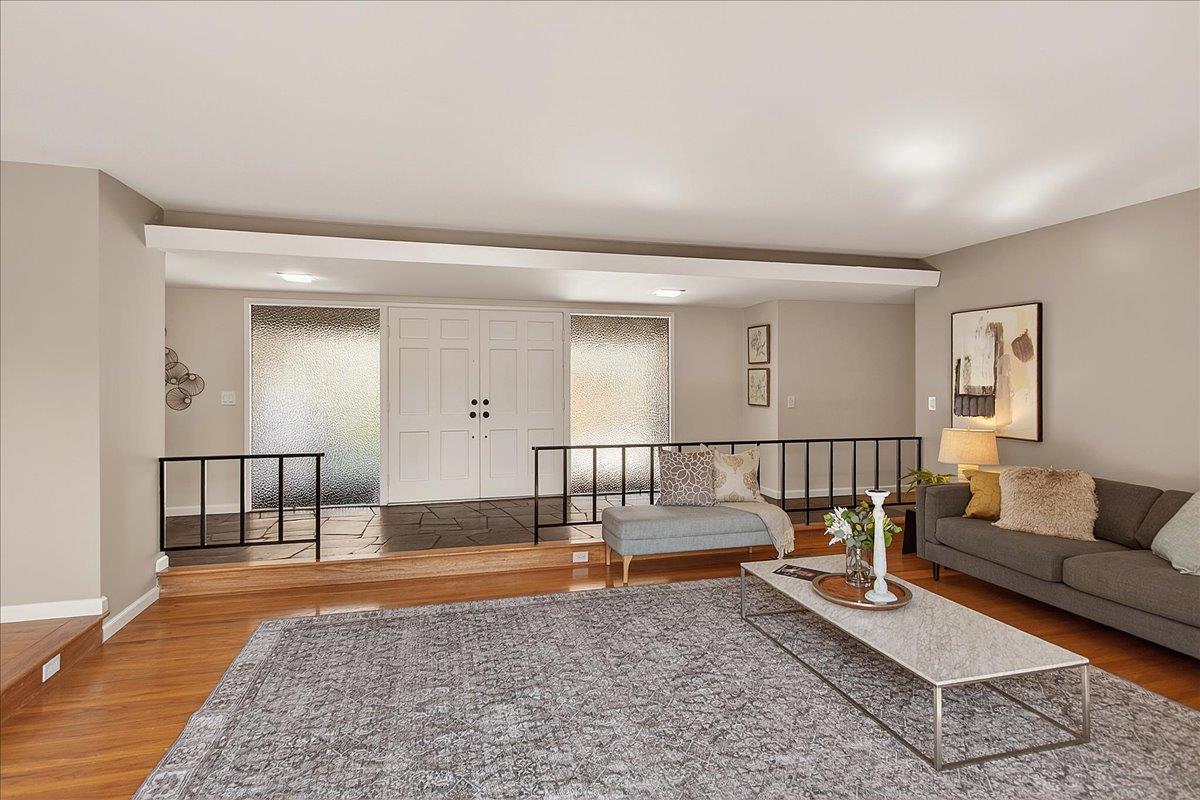 13240 VIA GRANDE Court