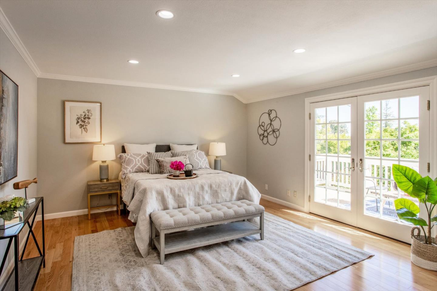 12180 SARAGLEN Drive