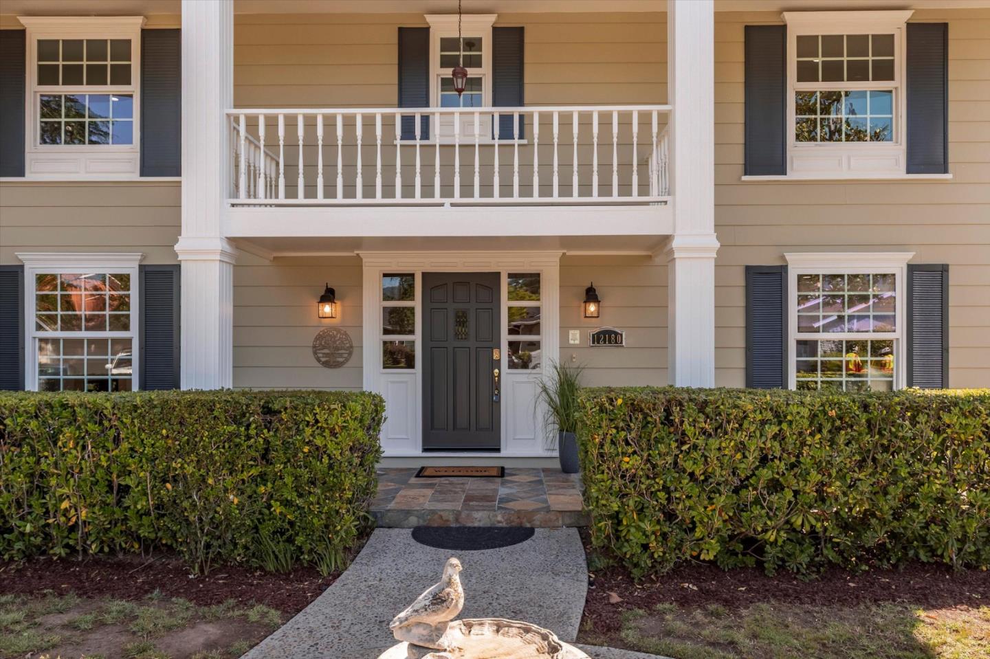 12180 SARAGLEN Drive