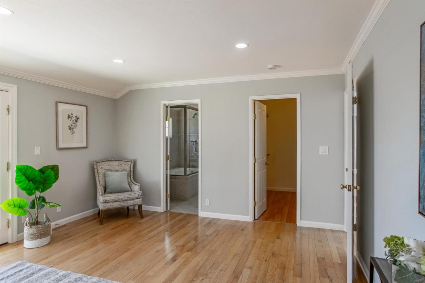 12180 SARAGLEN Drive