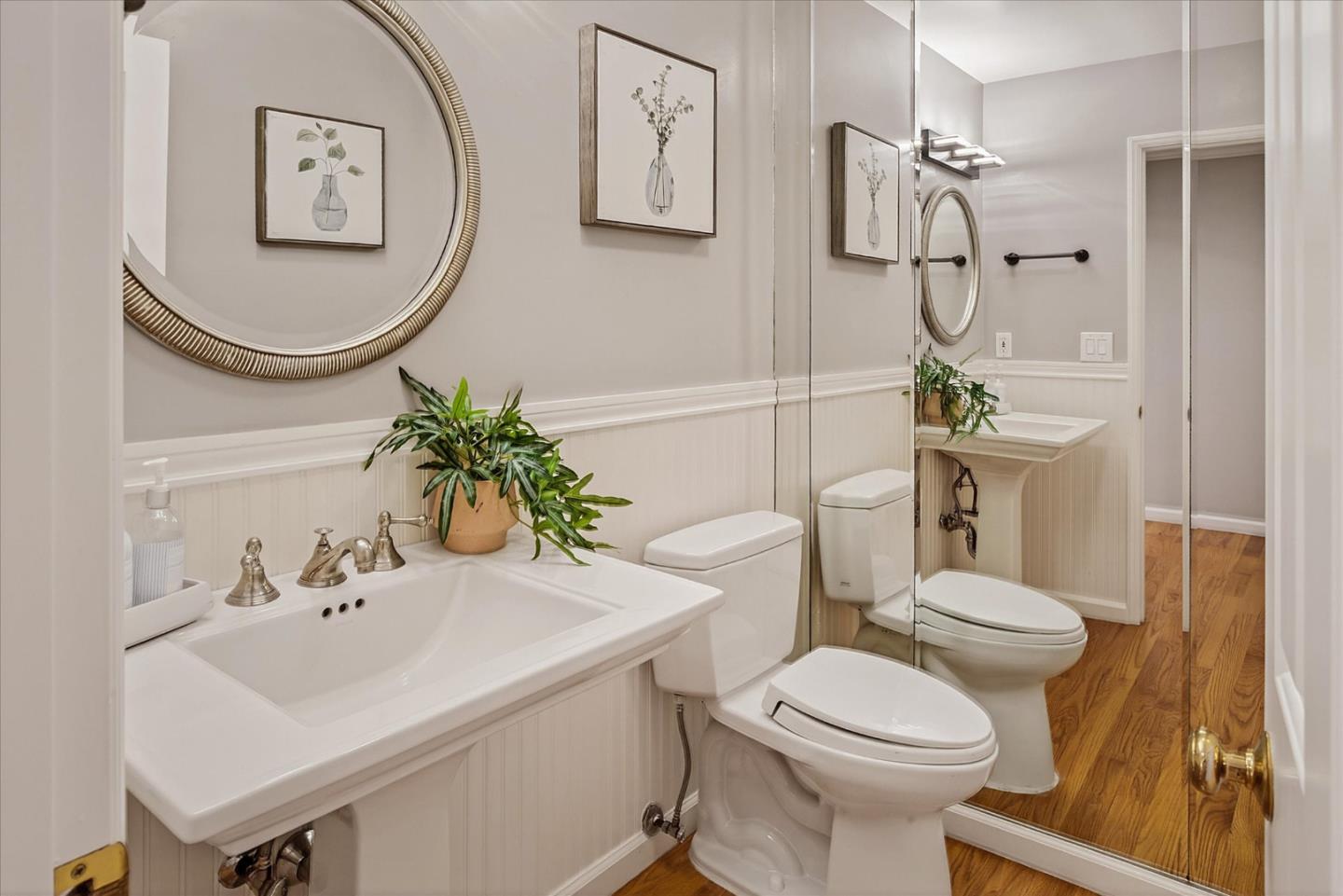 12180 SARAGLEN Drive