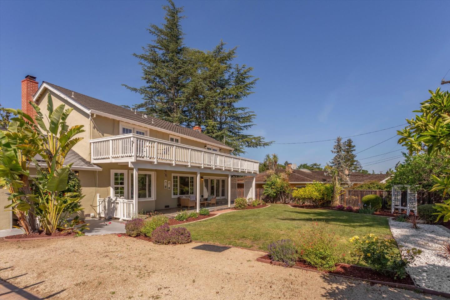 12180 SARAGLEN Drive