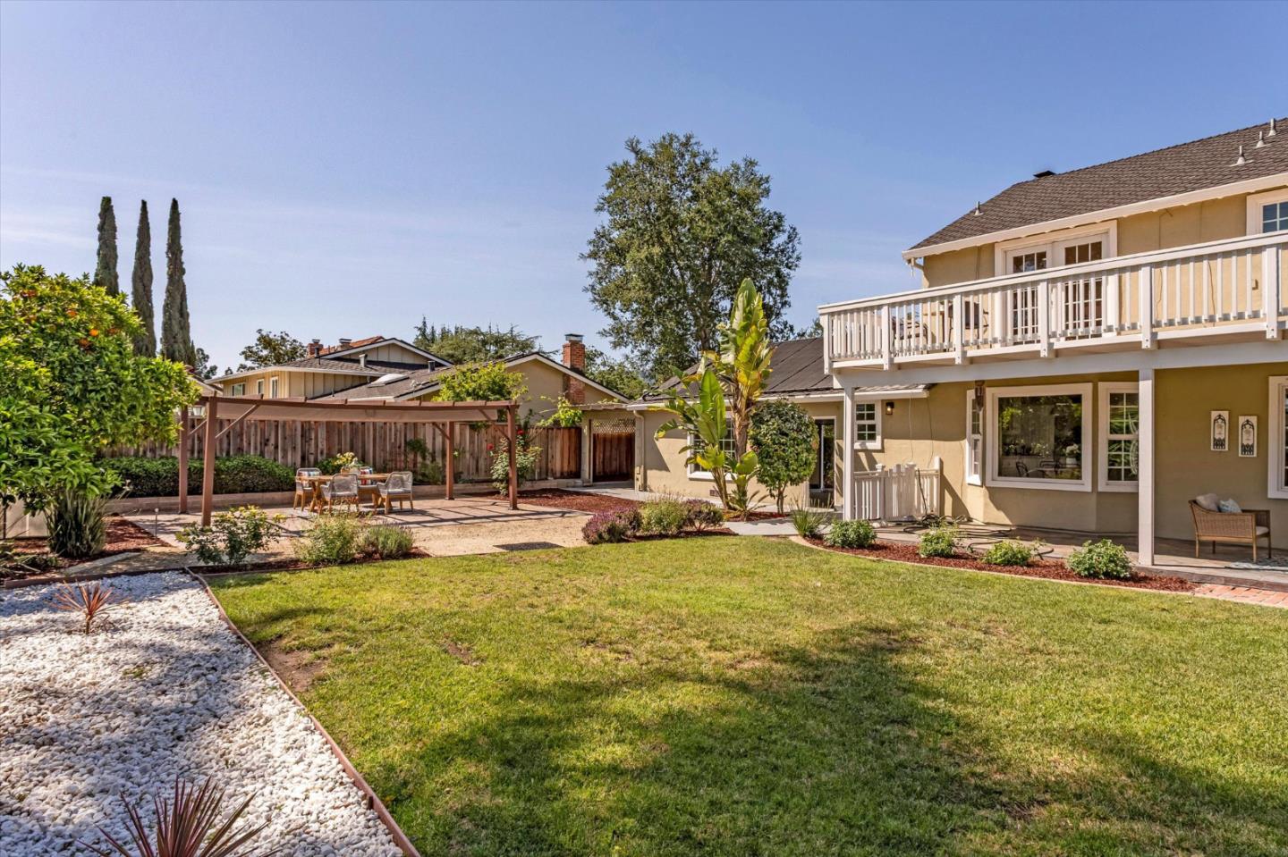 12180 SARAGLEN Drive