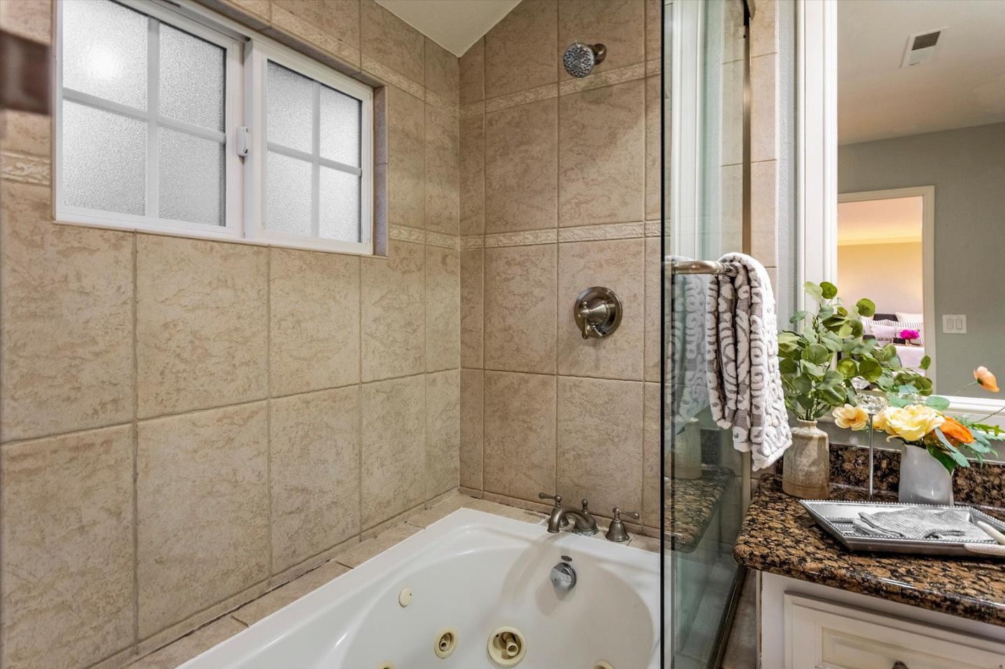 12180 SARAGLEN Drive