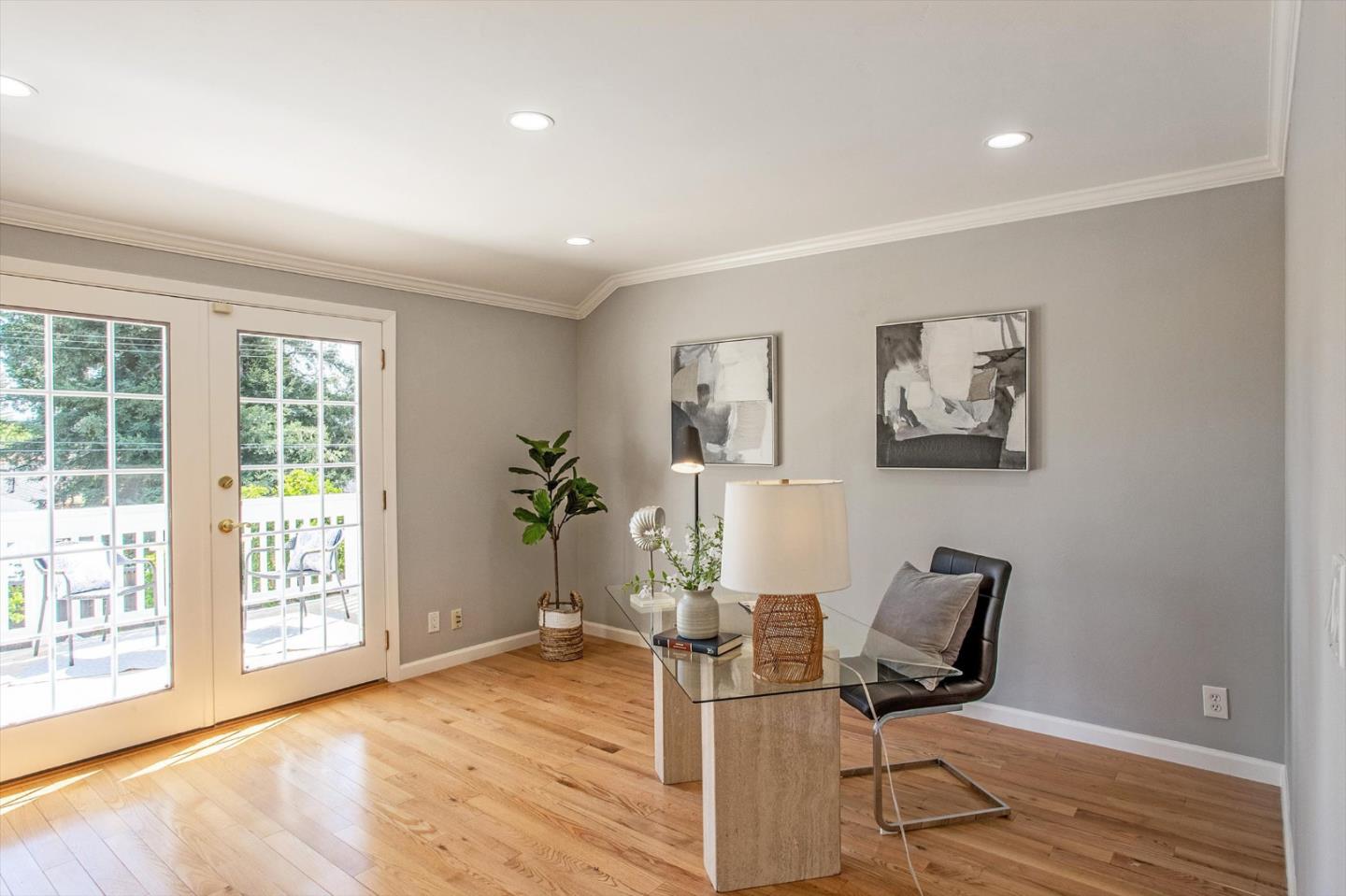 12180 SARAGLEN Drive