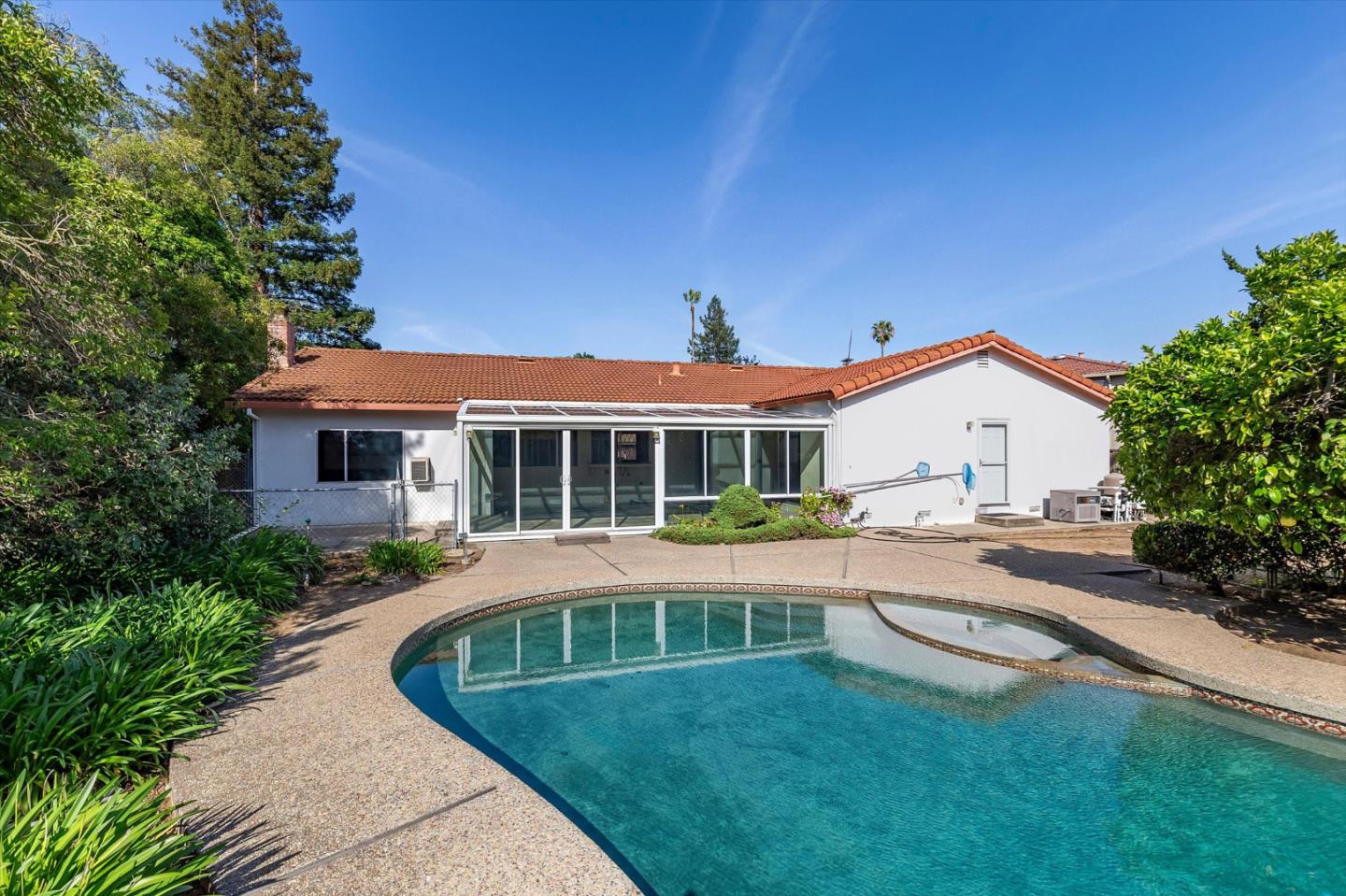 19875 SEA GULL Way