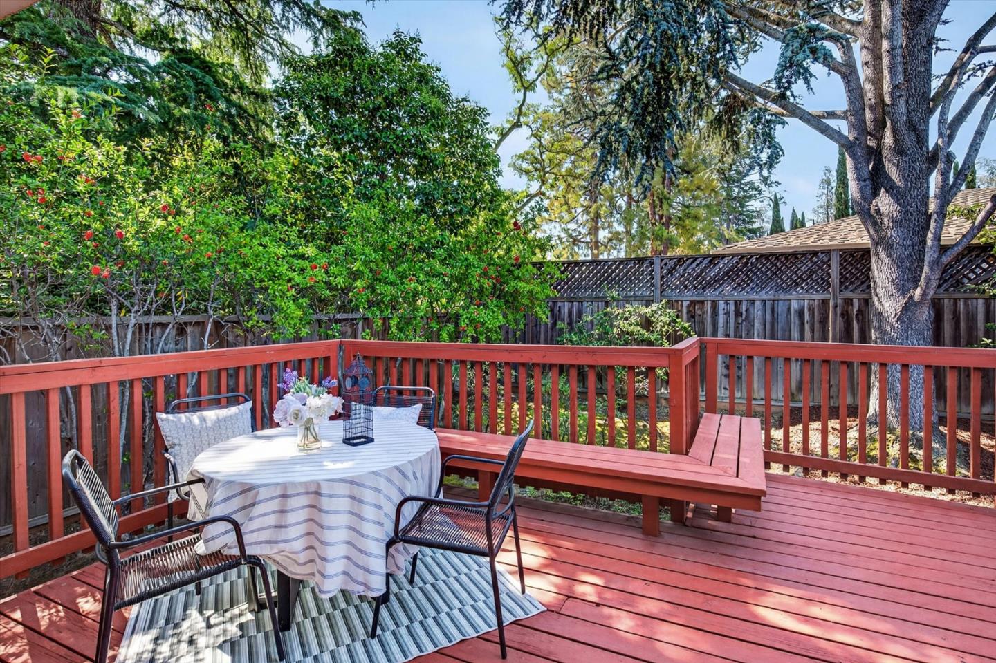 20154 KNOLLWOOD Drive