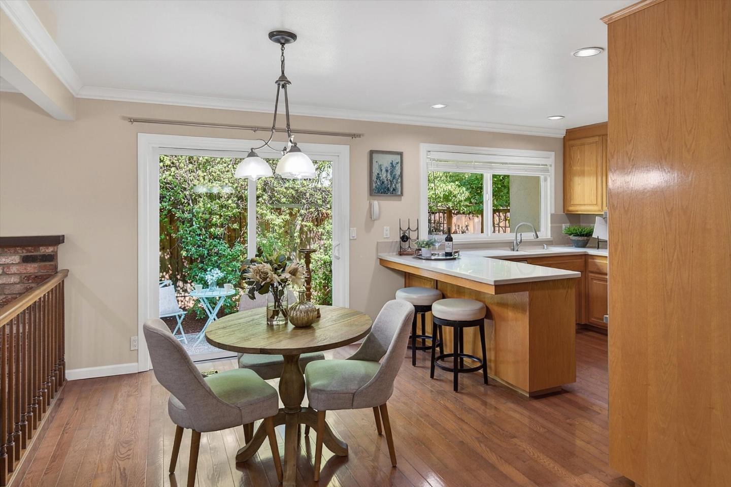 20154 KNOLLWOOD Drive