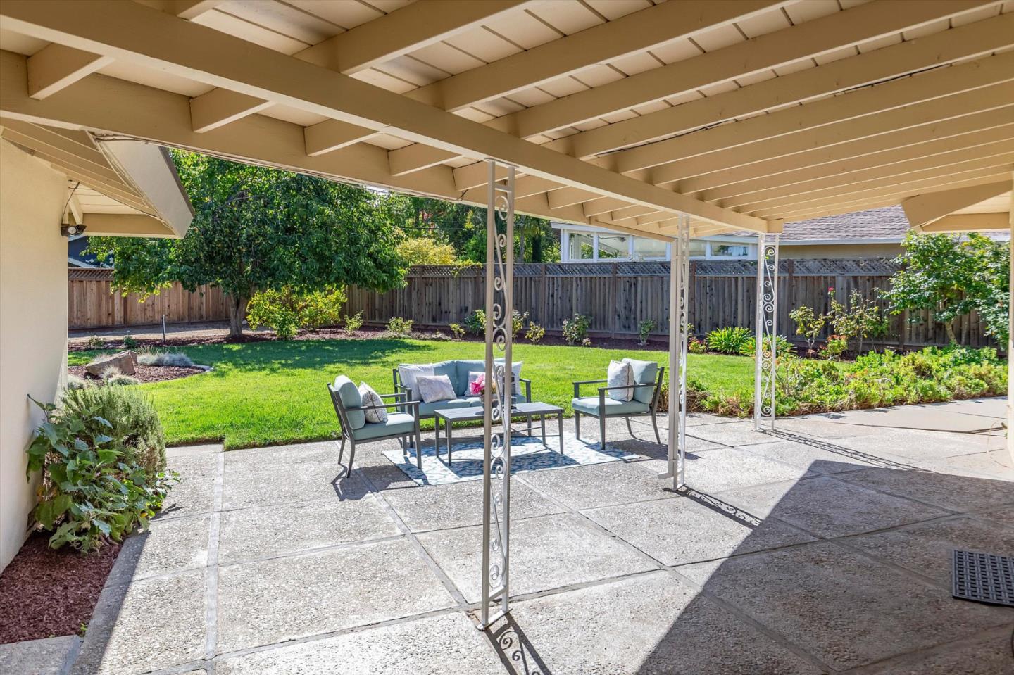 12468 CREEK DR