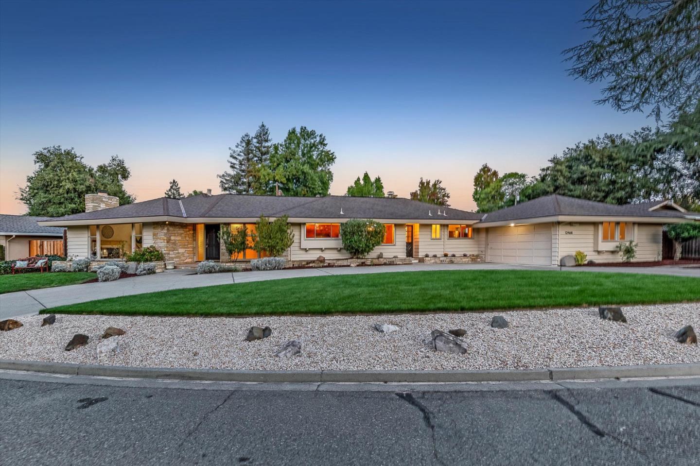 12468 CREEK DR