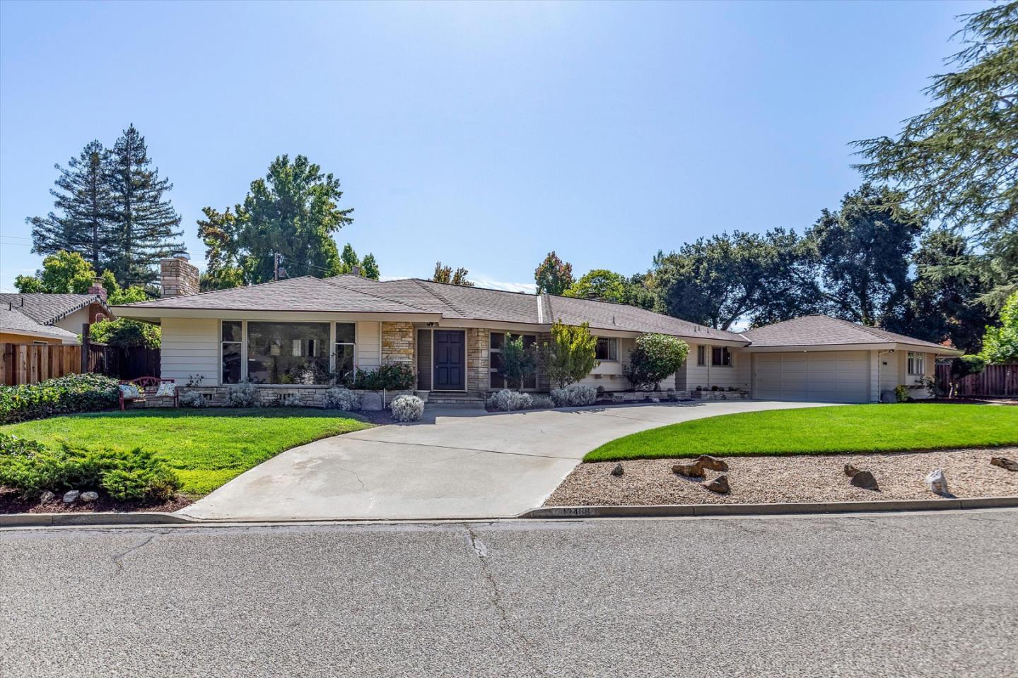 12468 CREEK DR