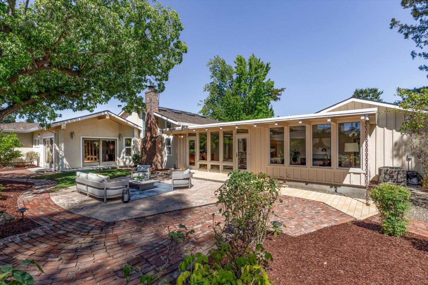 20096 CHATEAU Drive