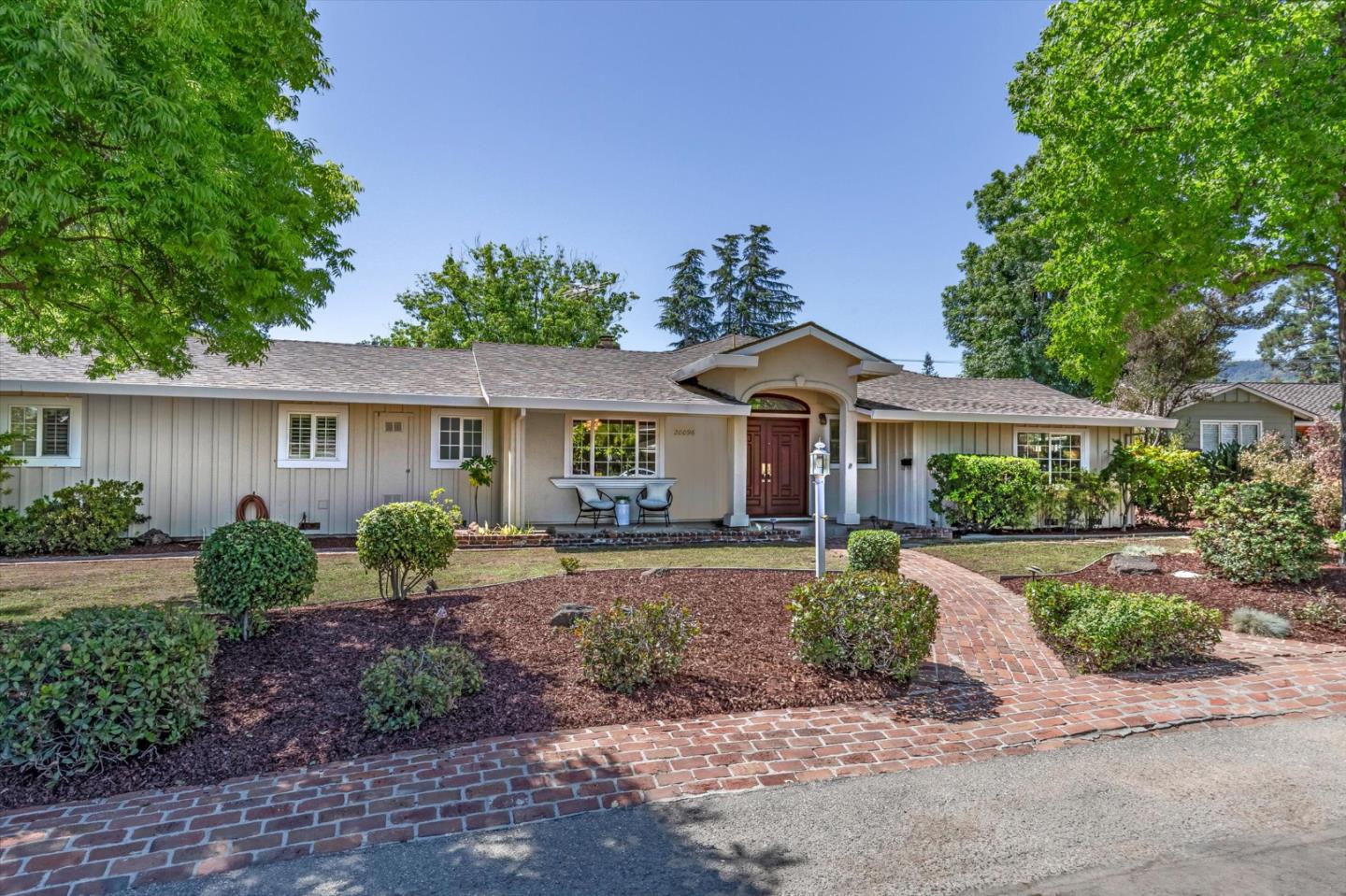 20096 CHATEAU Drive