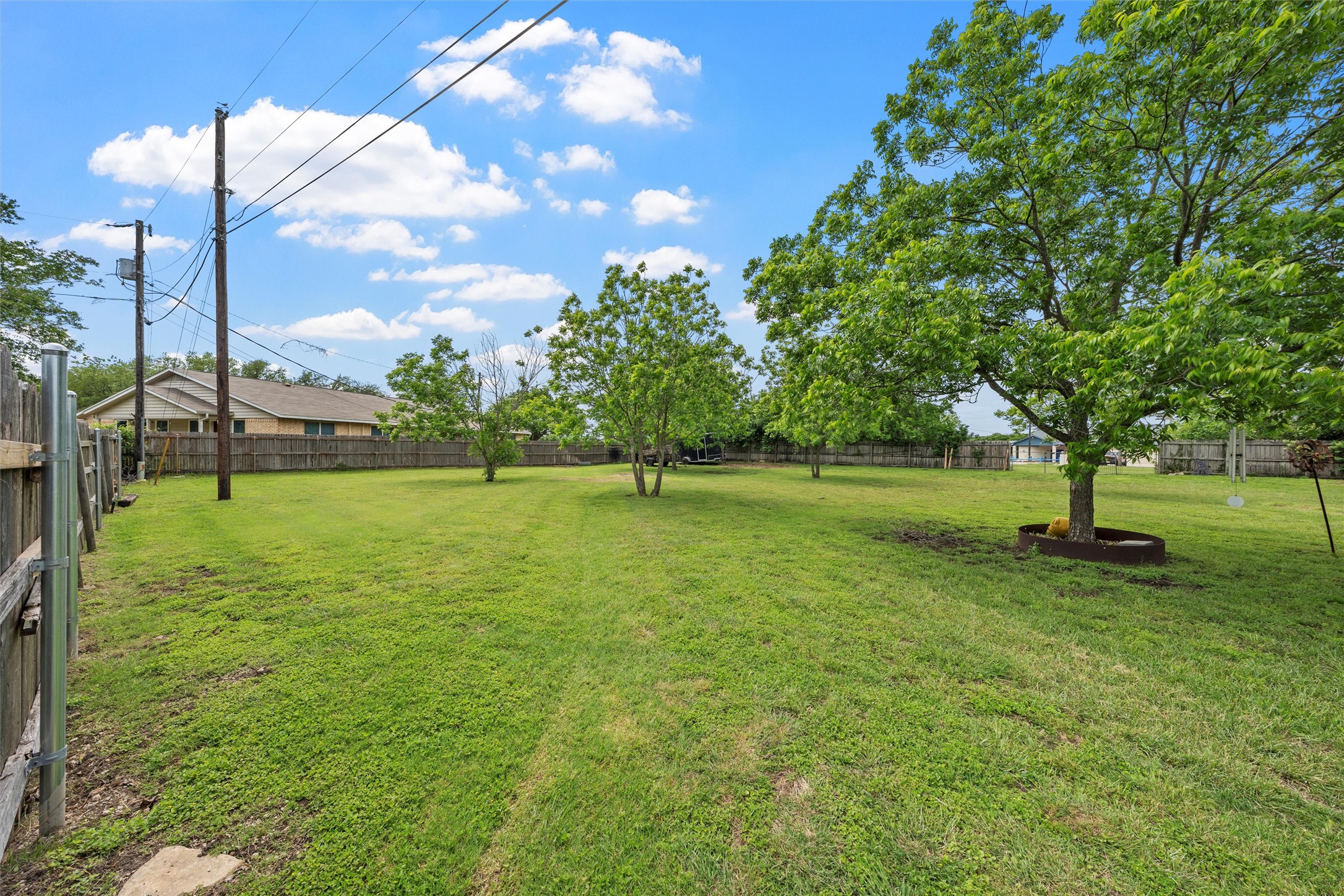 401 Lee Lane