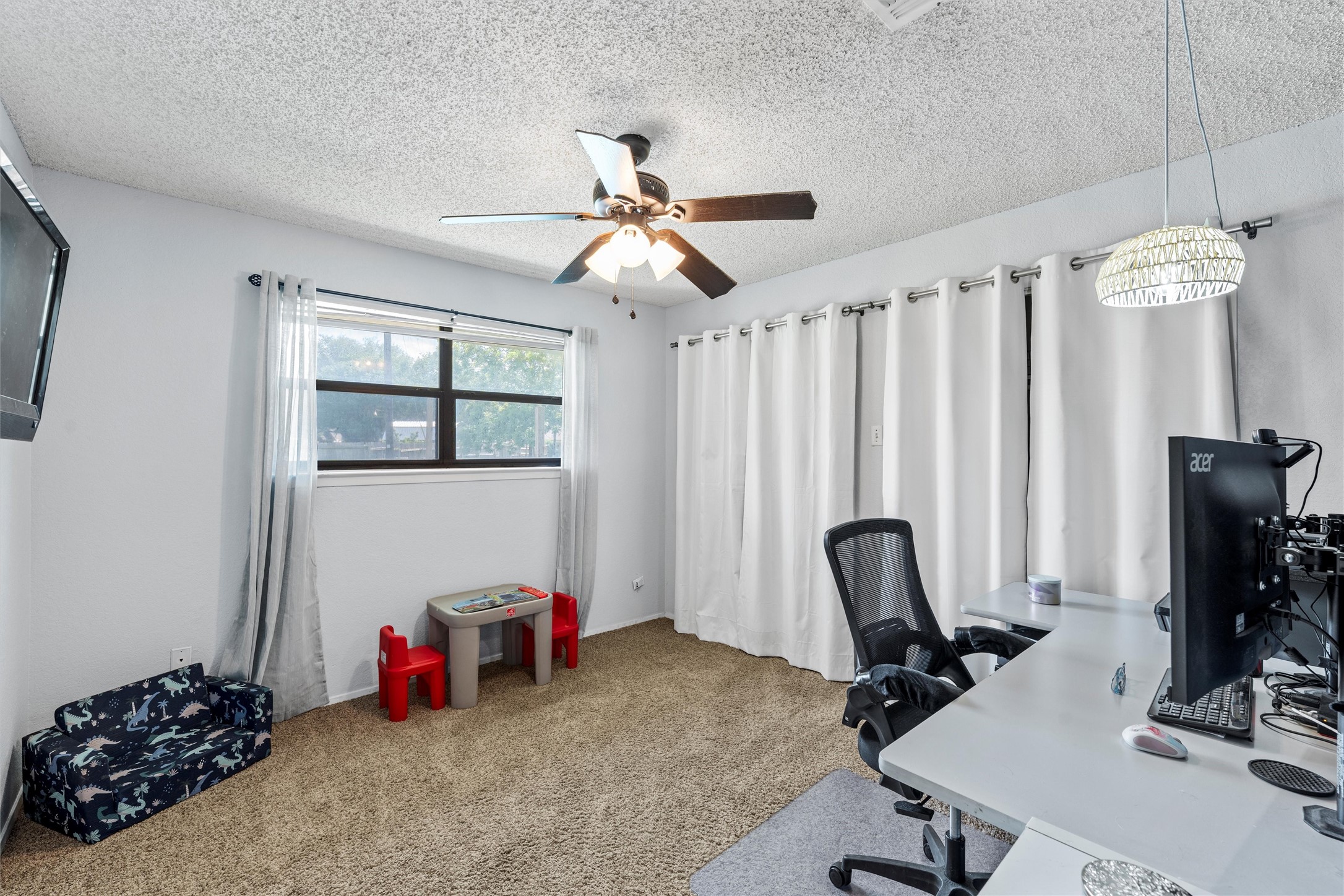 401 Lee Lane