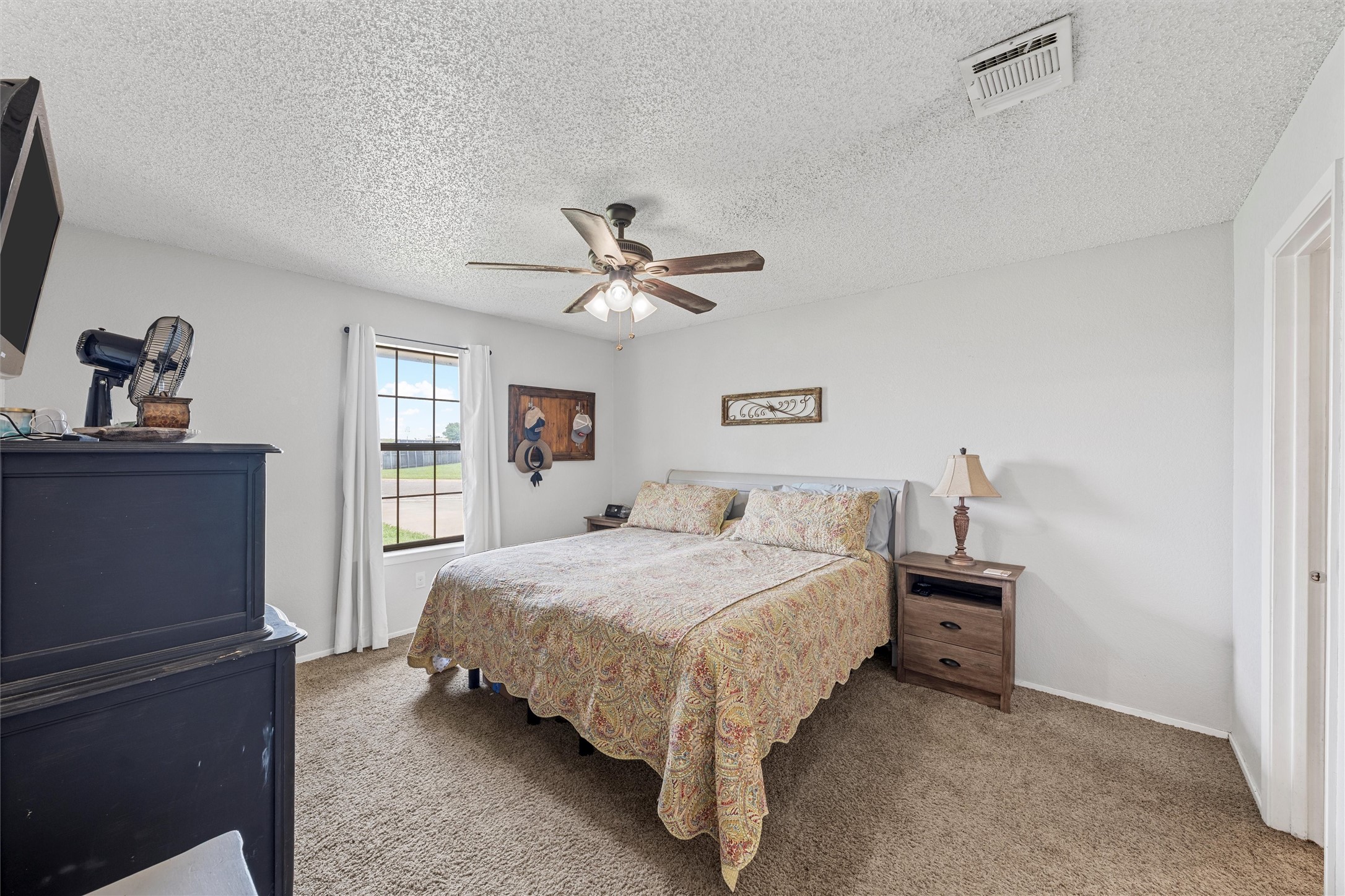 401 Lee Lane