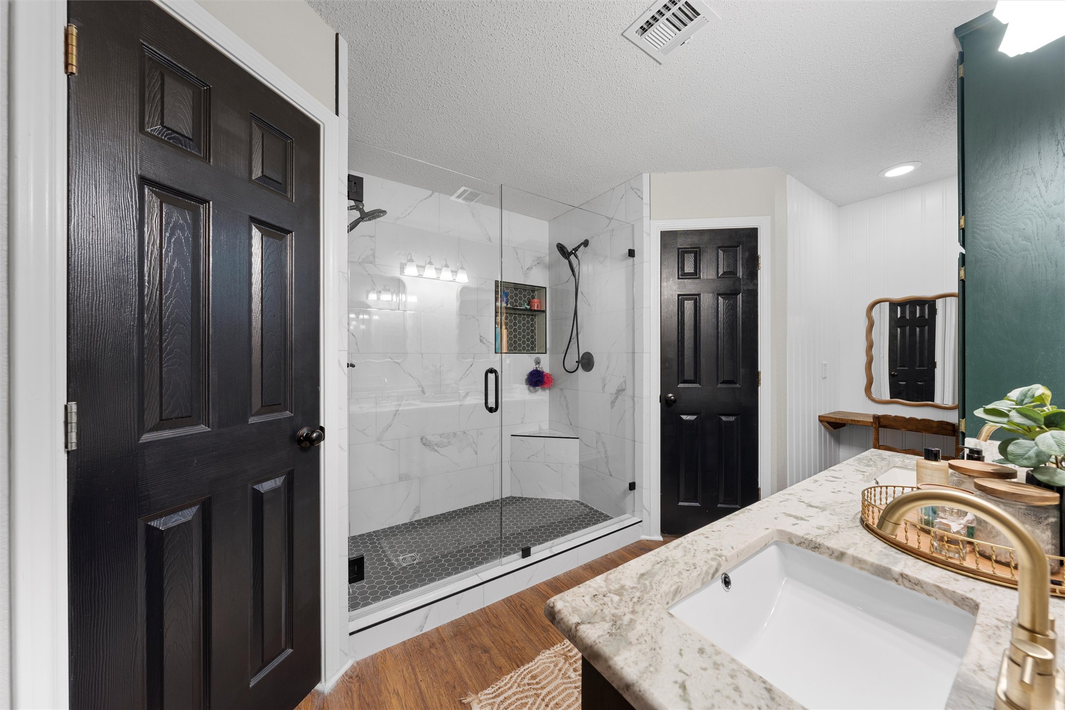 112 Topaz Circle