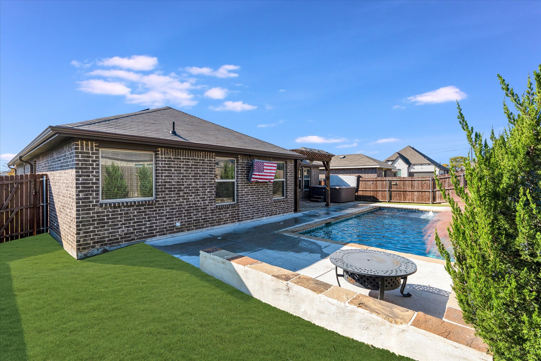 224 Cattlemans Trail